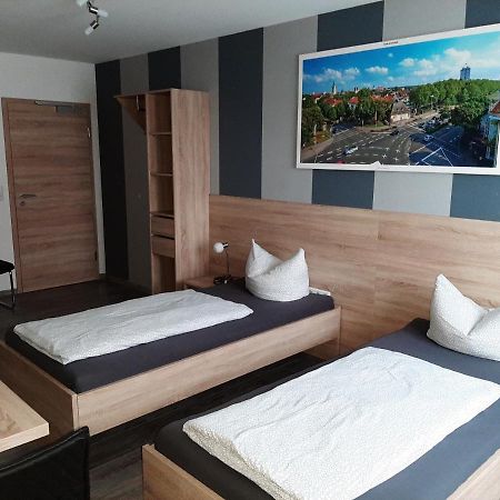 Haus Roseneck-Pension Am Stadtrand Borchen Εξωτερικό φωτογραφία
