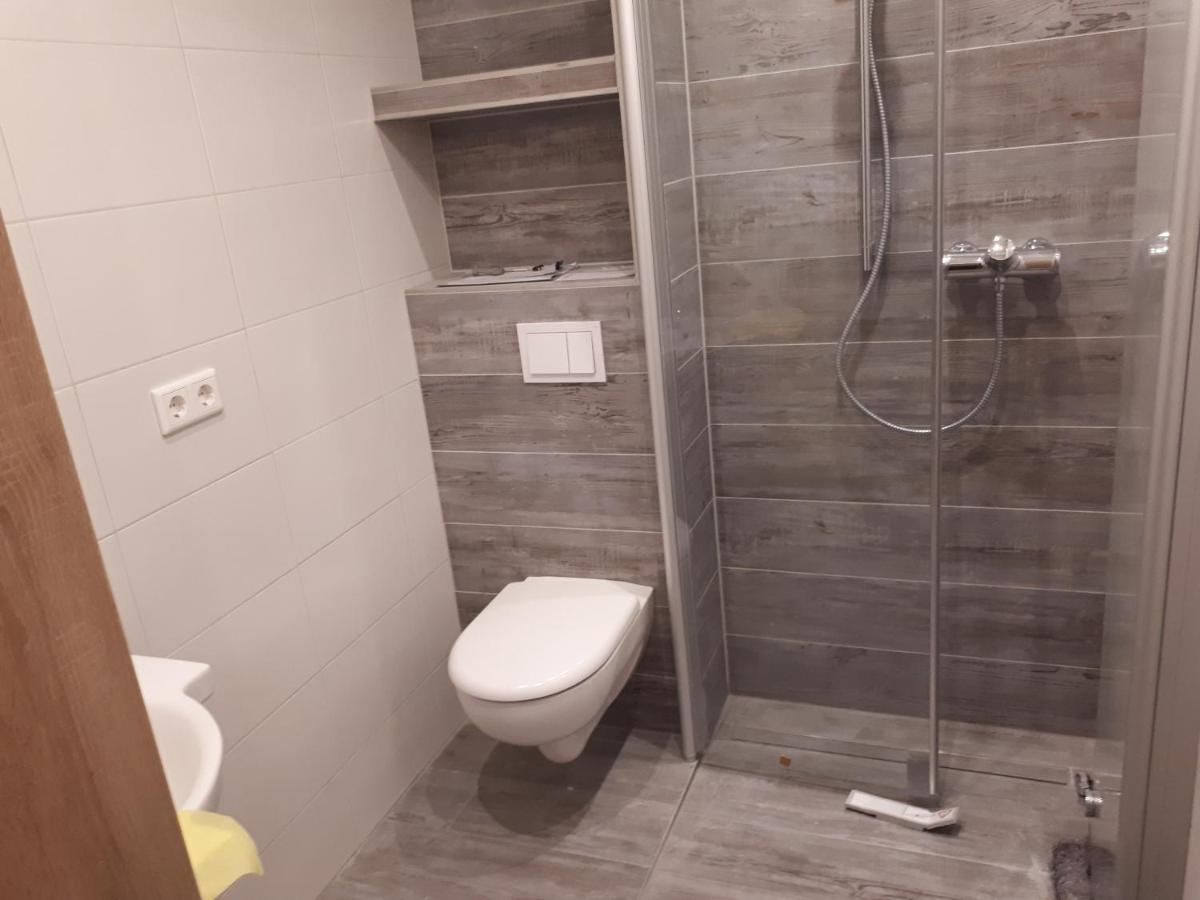 Haus Roseneck-Pension Am Stadtrand Borchen Εξωτερικό φωτογραφία
